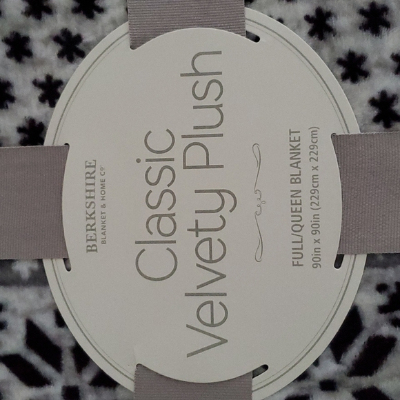 Berkshire Blanket & Home Co. Classic Velvety Plush Blanket Abigail Grey - Picture 1 of 5
